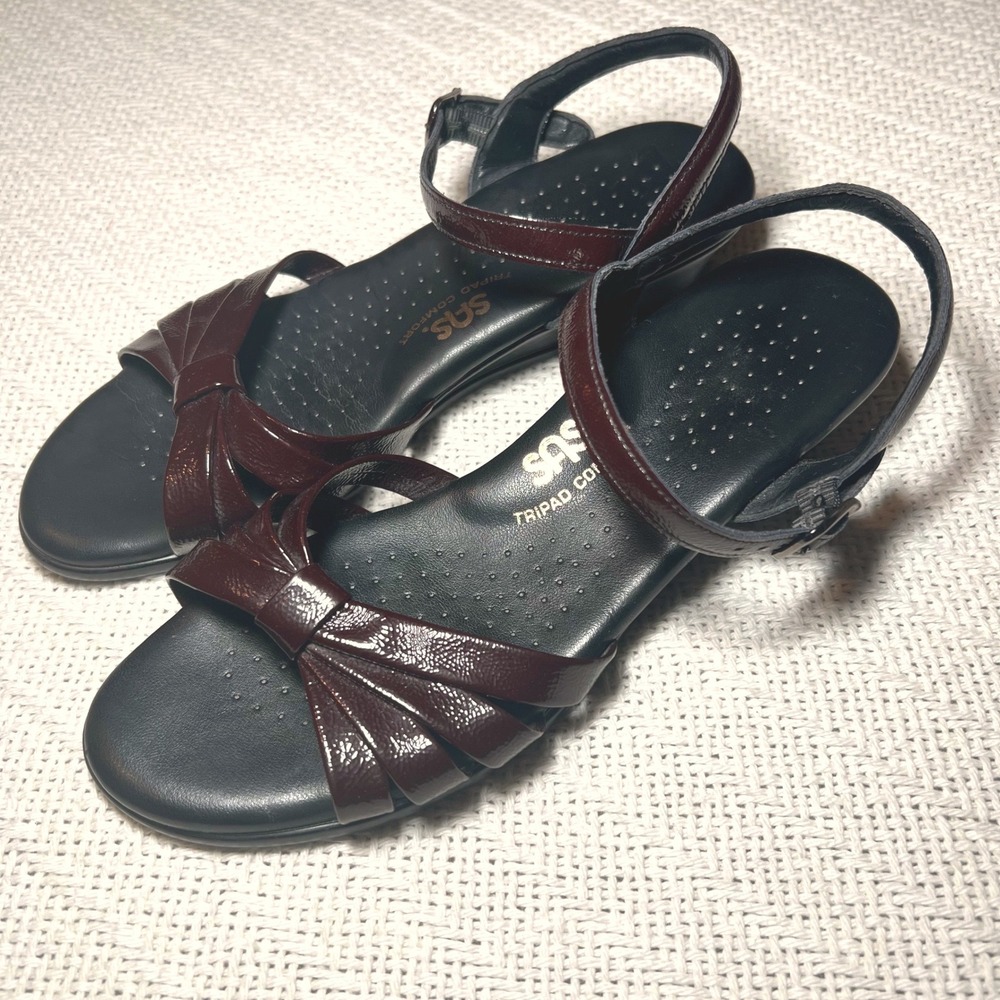 SAS Tripad Comfort Burgundy Patent Leather Wedge Sandals Womens 7 N Made in USA